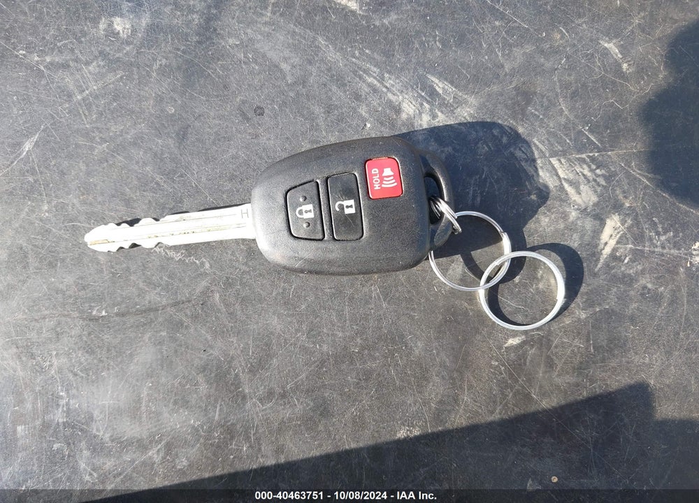 2014 TOYOTA RAV4 XLE VIN: JTMRFREV8EJ002756
