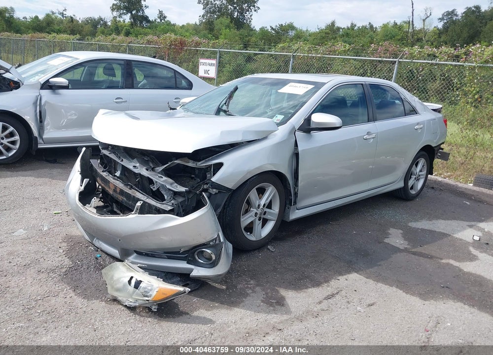 2014 TOYOTA CAMRY SE VIN: 4T1BF1FK4EU748512