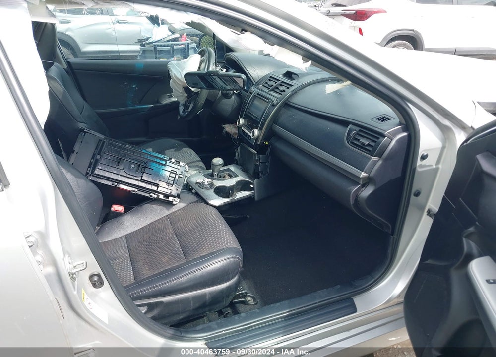 2014 TOYOTA CAMRY SE VIN: 4T1BF1FK4EU748512