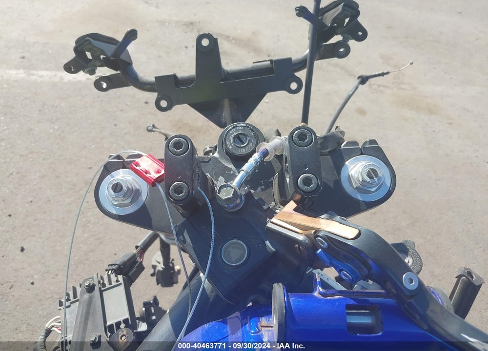 2005 YAMAHA FZS10 VIN: JYARN07E25A011184