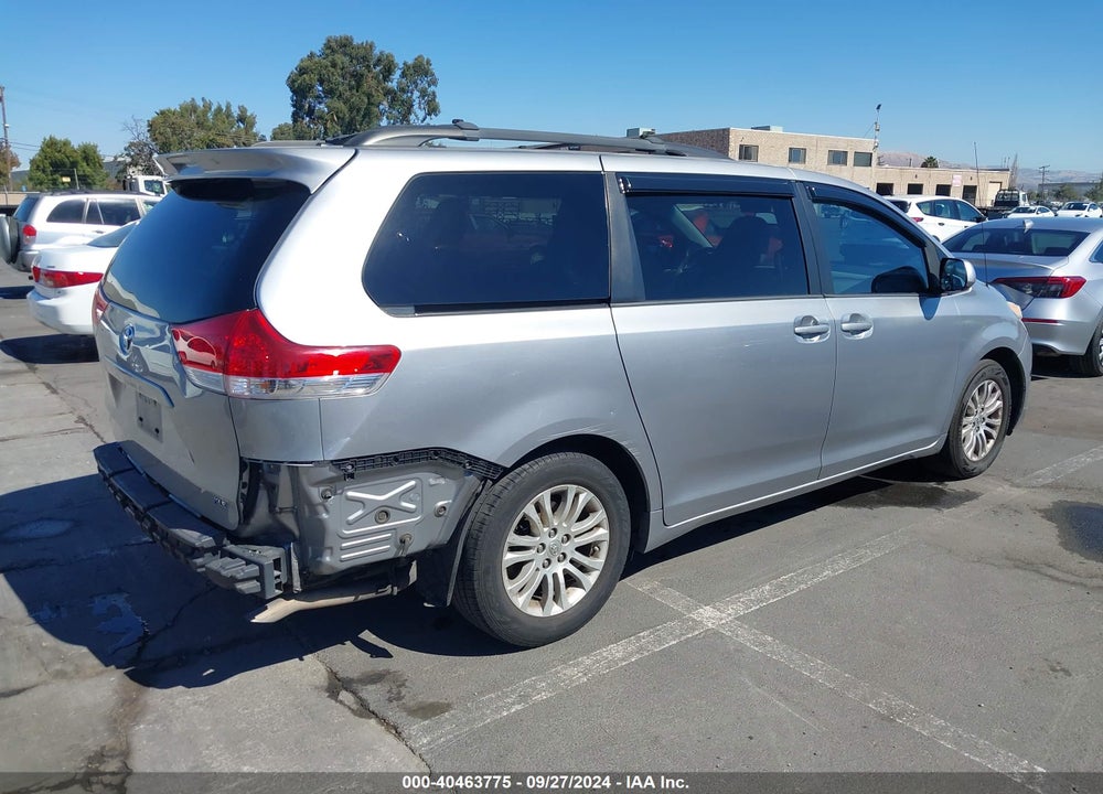 2012 TOYOTA SIENNA XLE V6 8 PASSENGER VIN: 5TDYK3DC7CS250274