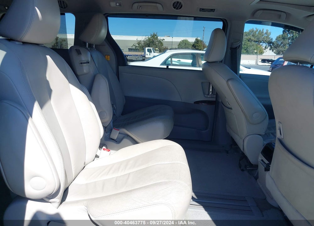 2012 TOYOTA SIENNA XLE V6 8 PASSENGER VIN: 5TDYK3DC7CS250274