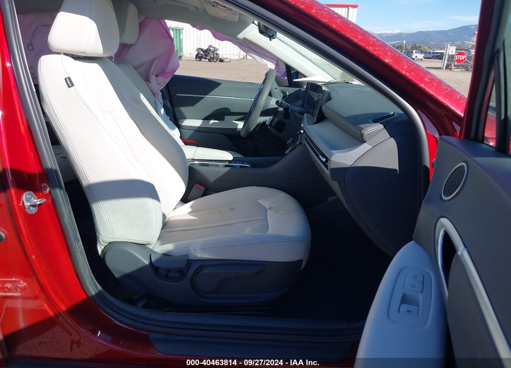 2024 HYUNDAI SONATA SEL VIN: KMHL64JA2RA380679