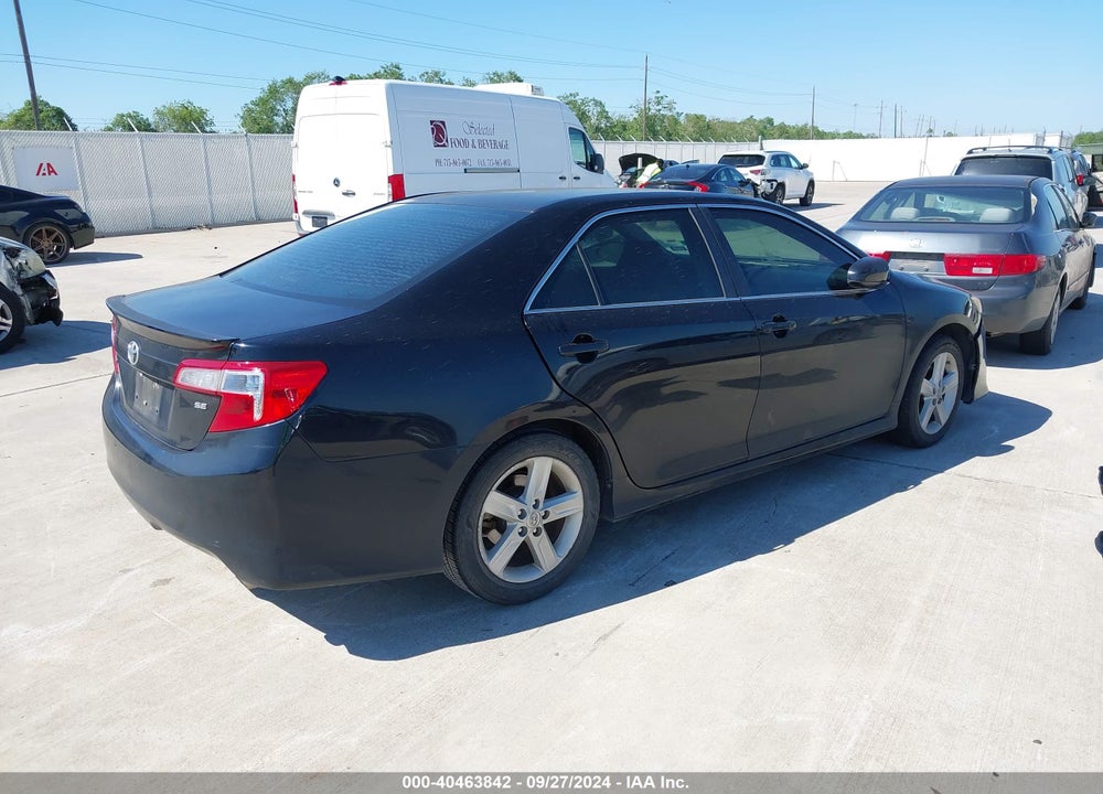 2014 TOYOTA CAMRY SE VIN: 4T1BF1FK5EU444945