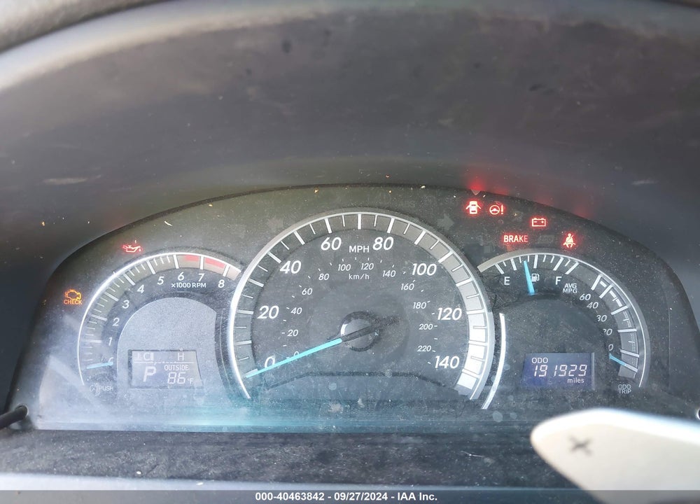 2014 TOYOTA CAMRY SE VIN: 4T1BF1FK5EU444945