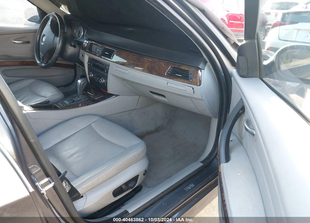 2007 BMW 328I VIN: WBAVA37567NL15787