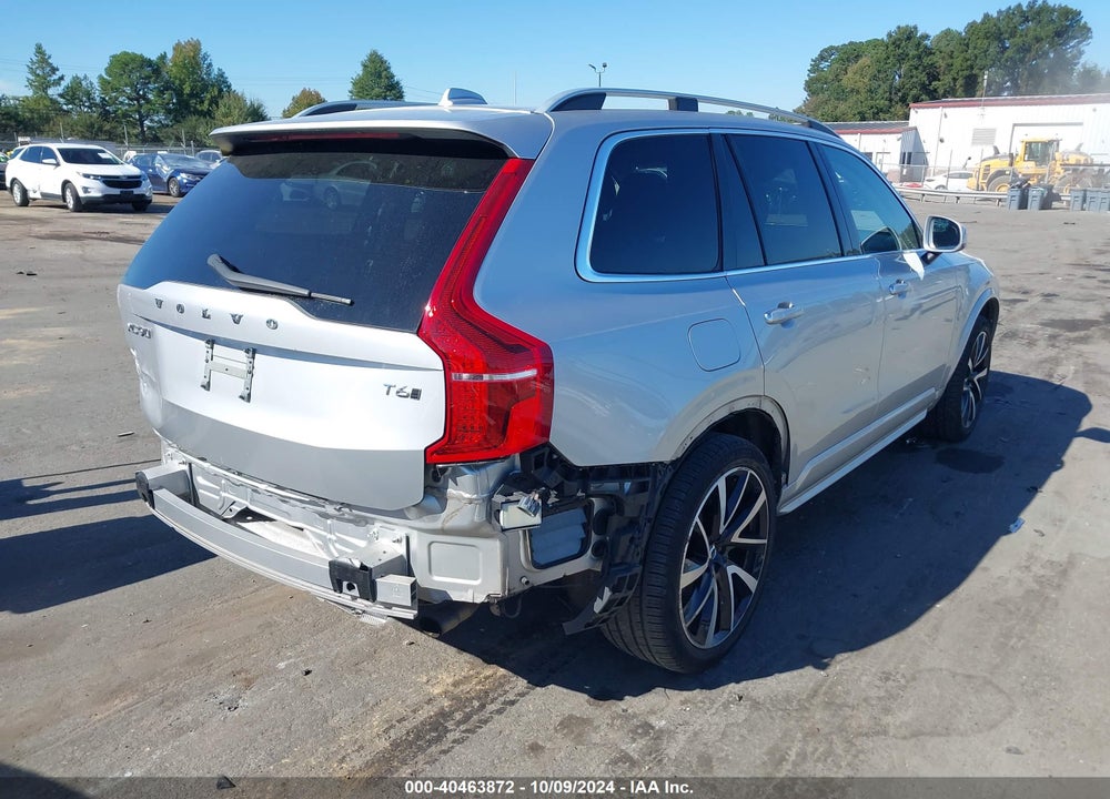2018 VOLVO XC90 T6 MOMENTUM VIN: YV4A22PK2J1391680
