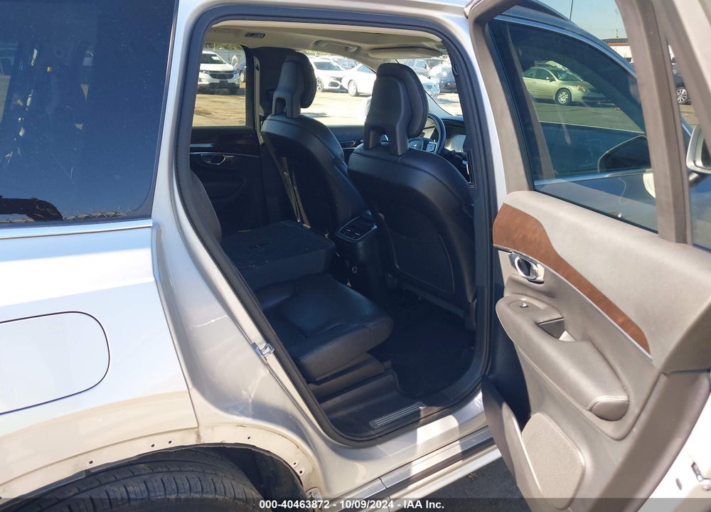 2018 VOLVO XC90 T6 MOMENTUM VIN: YV4A22PK2J1391680