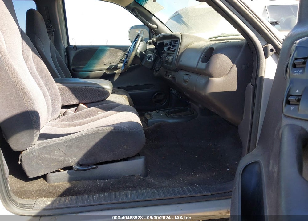 2000 DODGE DAKOTA SLT/SPORT VIN: 1B7GL22N9YS639911