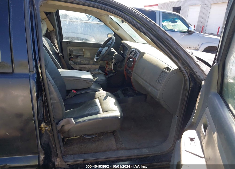 2005 DODGE DAKOTA SLT VIN: 1D7HE42N15S165691