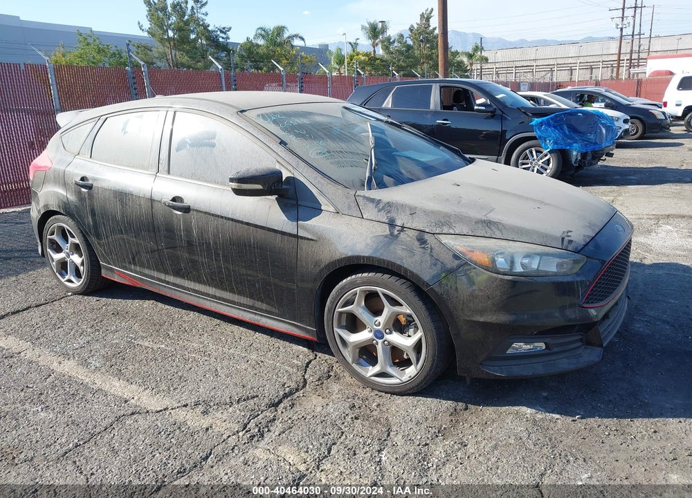 2015 FORD FOCUS ST VIN: 1FADP3L92FL306378