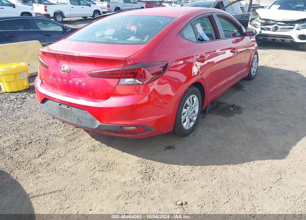 2020 HYUNDAI ELANTRA SE VIN: 5NPD74LF4LH622807