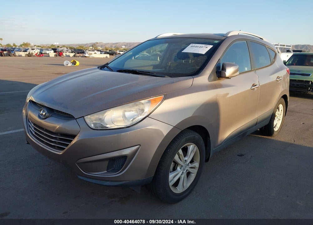 2011 HYUNDAI TUCSON GLS VIN: KM8JU3AC2BU155403