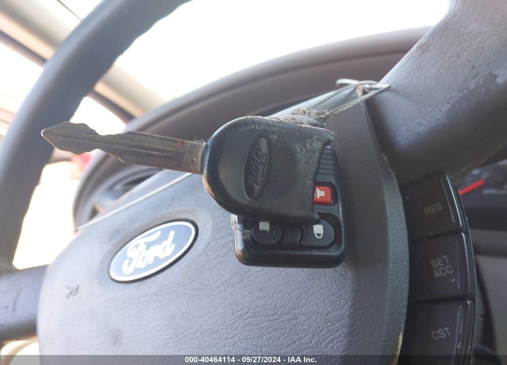 2006 FORD TAURUS SE VIN: 1FAFP53UX6A188083