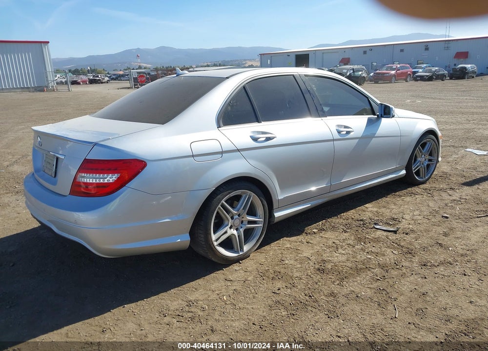 2014 MERCEDES-BENZ C 250 LUXURY/SPORT VIN: WDDGF4HB8EA904986