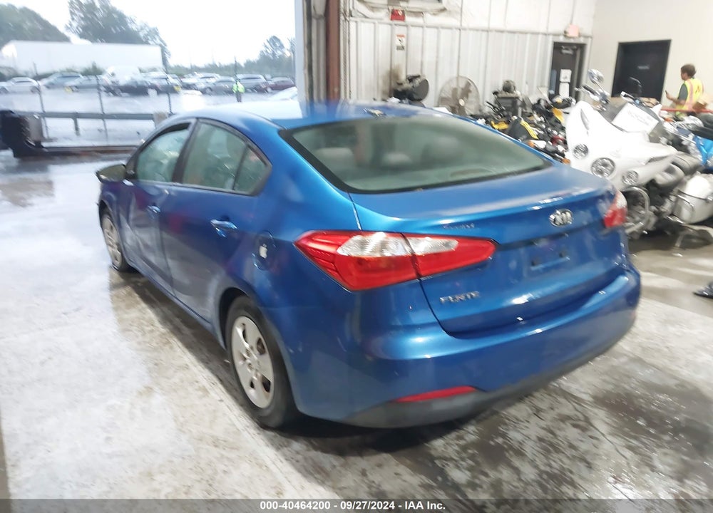 2015 KIA FORTE LX VIN: KNAFX4A64F5303727
