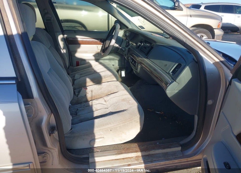 2004 MERCURY GRAND MARQUIS GS VIN: 2MEFM74W04X621945