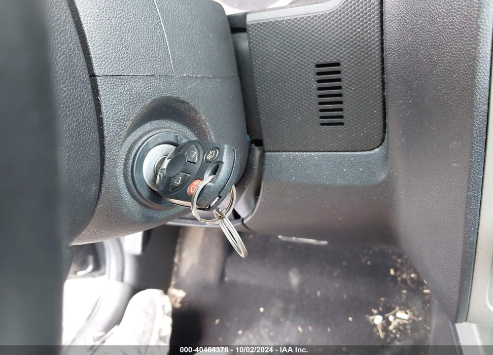 2010 FORD ESCAPE XLT VIN: 1FMCU0DG6AKC78122