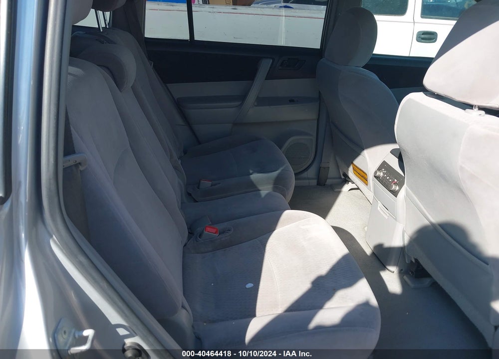 2008 TOYOTA HIGHLANDER VIN: JTEDS41A882064549