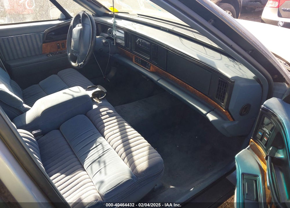 1995 BUICK PARK AVENUE VIN: 1G4CW52K8SH636981