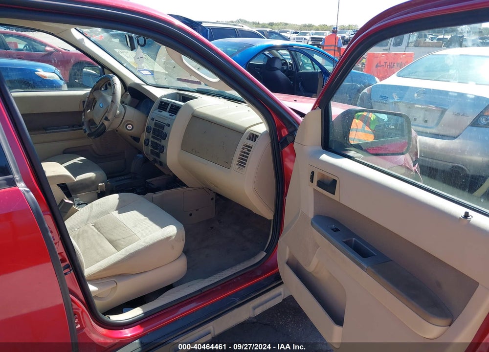 2009 FORD ESCAPE VIN: 1FMCU93G89KA32500