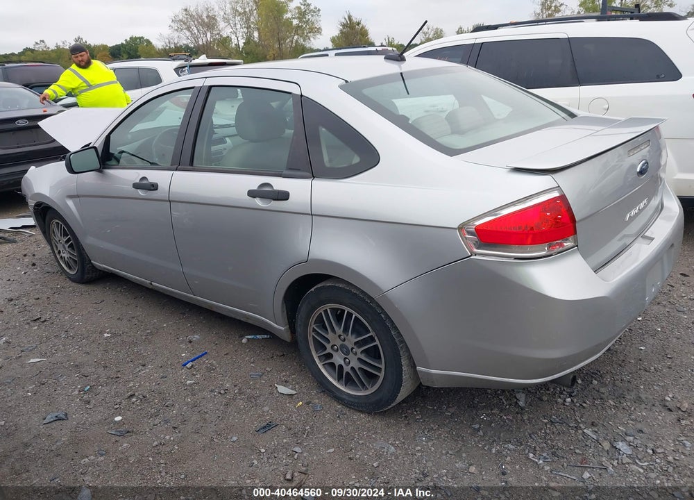 2011 FORD FOCUS SE VIN: 1FAHP3FN4BW133823