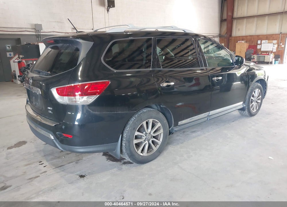 2015 NISSAN PATHFINDER SL VIN: 5N1AR2MM6FC701826
