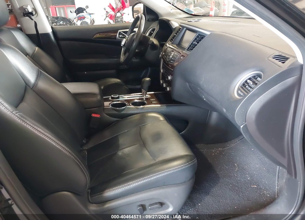 2015 NISSAN PATHFINDER SL VIN: 5N1AR2MM6FC701826