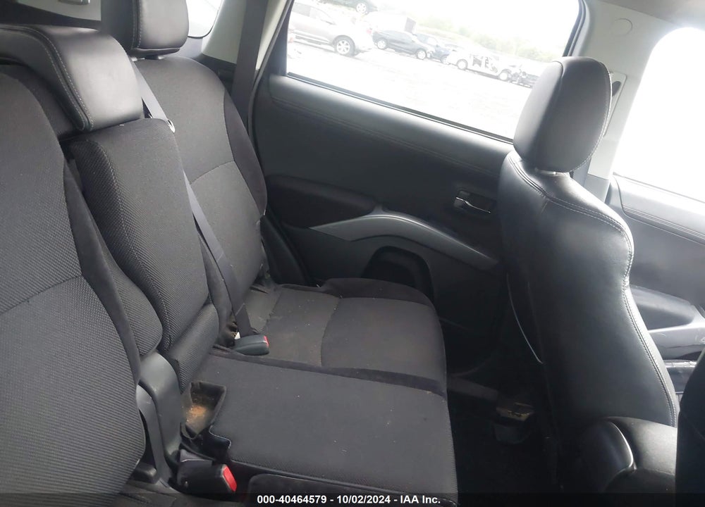 2011 MITSUBISHI OUTLANDER SE VIN: JA4AS3AWXBU008440