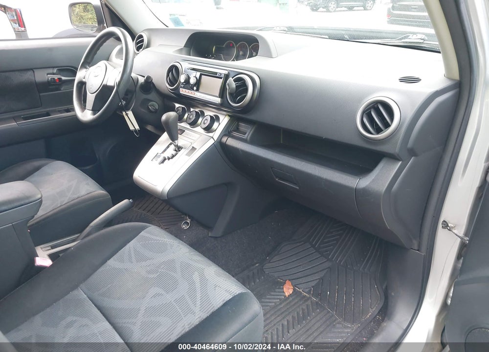 2011 SCION XB VIN: JTLZE4FE2B1120287