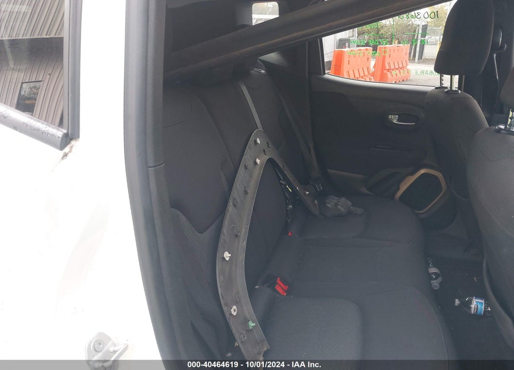 2016 JEEP RENEGADE LATITUDE VIN: ZACCJBBT6GPE07435
