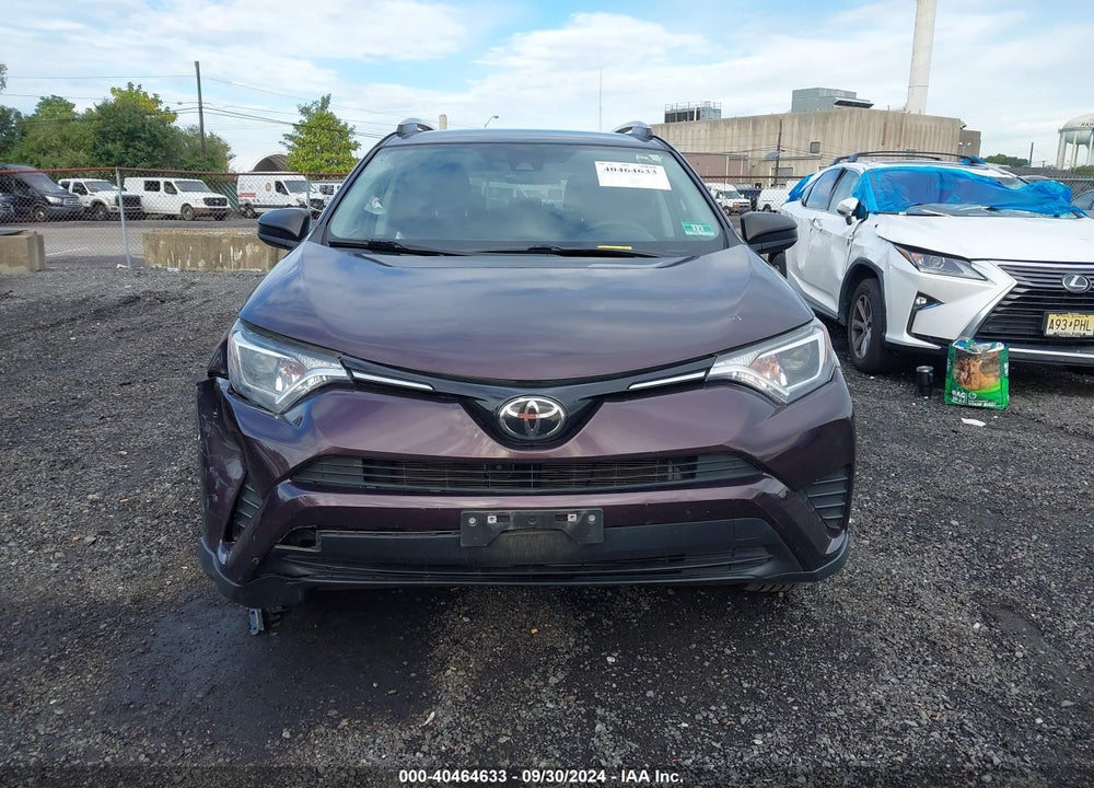 2018 TOYOTA RAV4 LE VIN: 2T3BFREV4JW854552