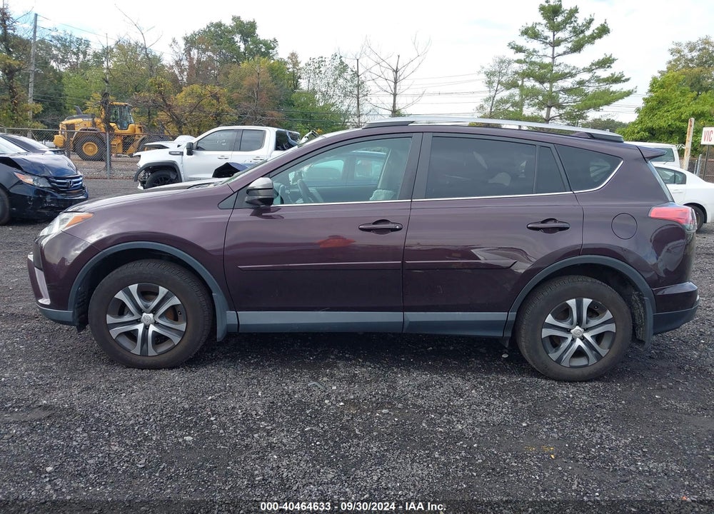 2018 TOYOTA RAV4 LE VIN: 2T3BFREV4JW854552