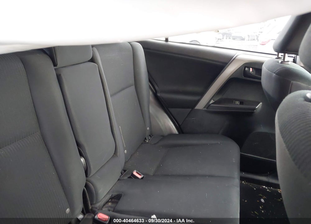 2018 TOYOTA RAV4 LE VIN: 2T3BFREV4JW854552