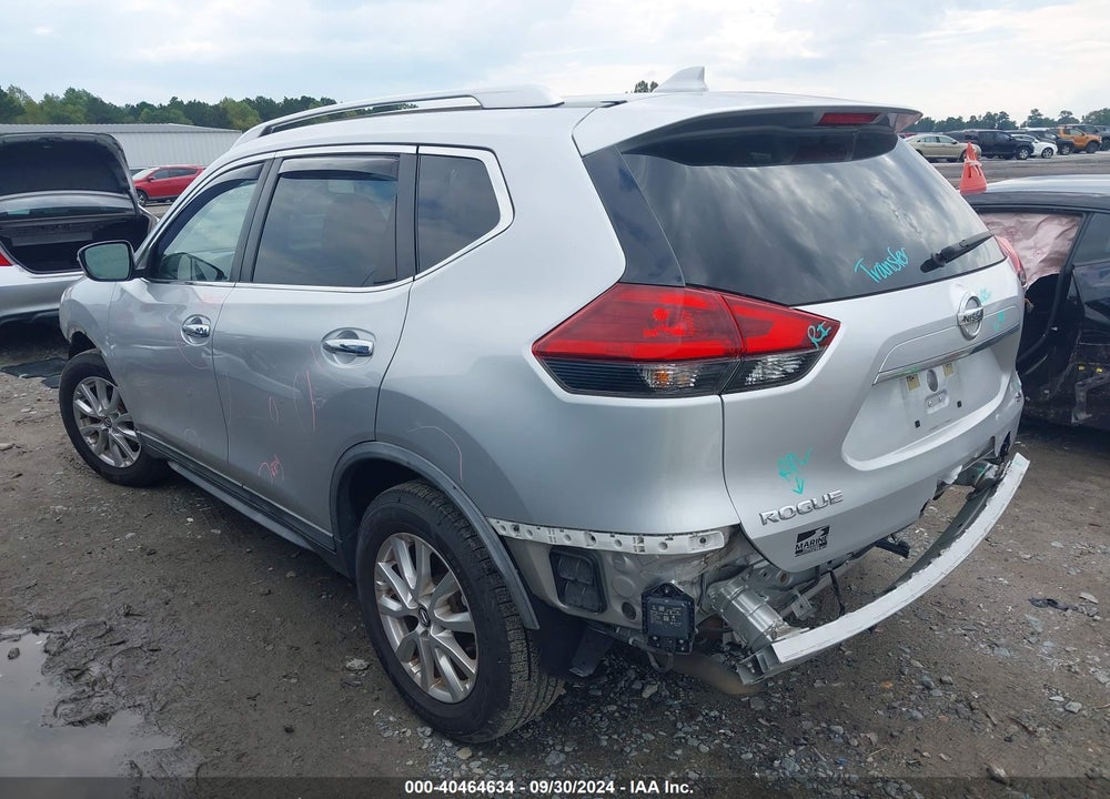 2018 NISSAN ROGUE SV VIN: KNMAT2MT6JP574705
