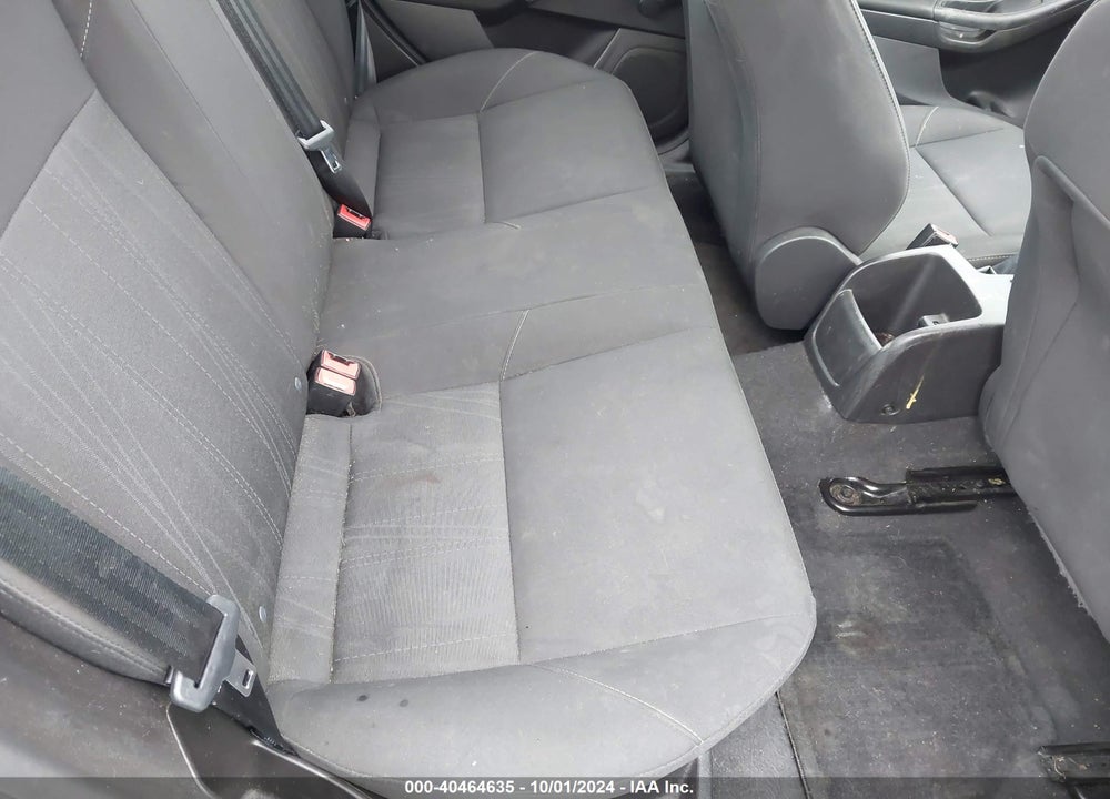 2017 FORD FOCUS S VIN: 1FADP3E27HL203508