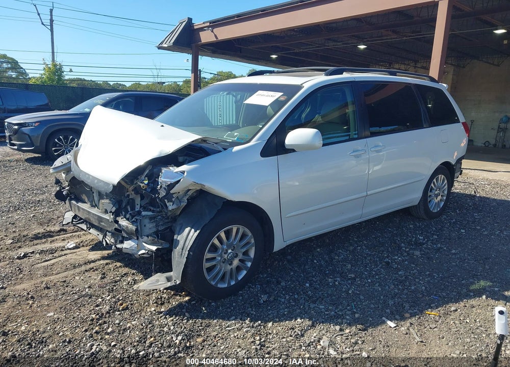 2010 TOYOTA SIENNA XLE VIN: 5TDYK4CC8AS290092