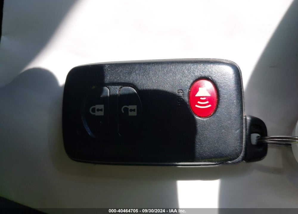2010 TOYOTA PRIUS III VIN: JTDKN3DU6A1264280