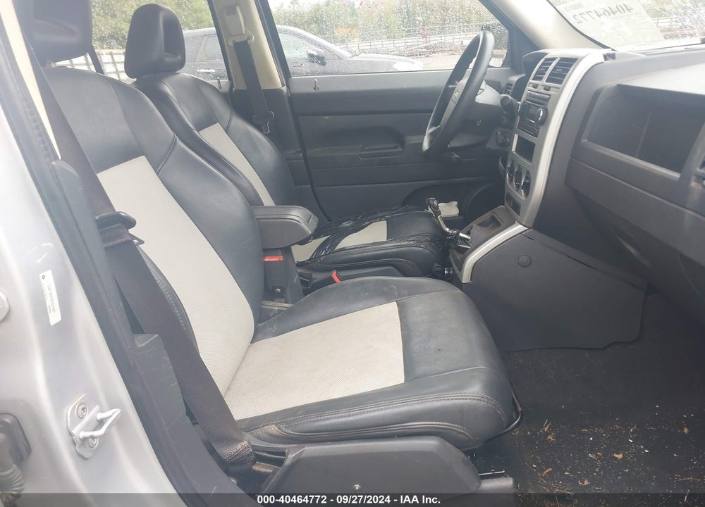2008 JEEP PATRIOT SPORT VIN: 1J8FT28W38D667003