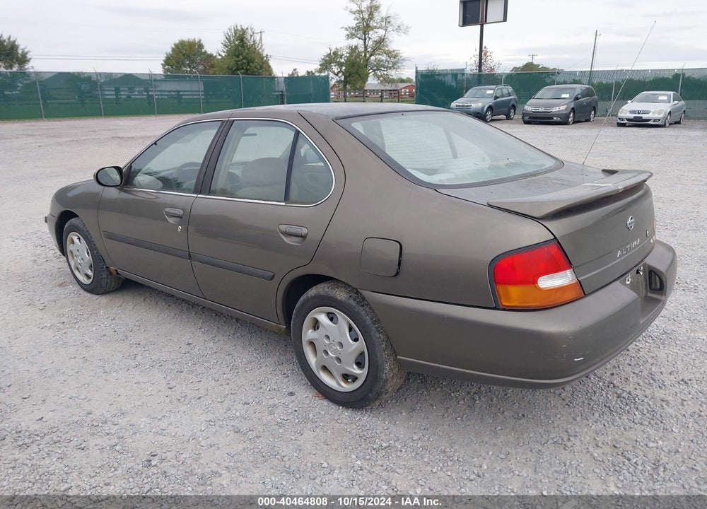 1999 NISSAN ALTIMA GLE/GXE/SE/SE-L/XE VIN: 1N4DL01DXXC240357