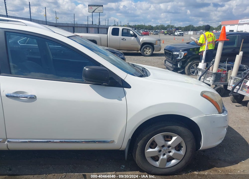 2014 NISSAN ROGUE SELECT S VIN: JN8AS5MT5EW617385