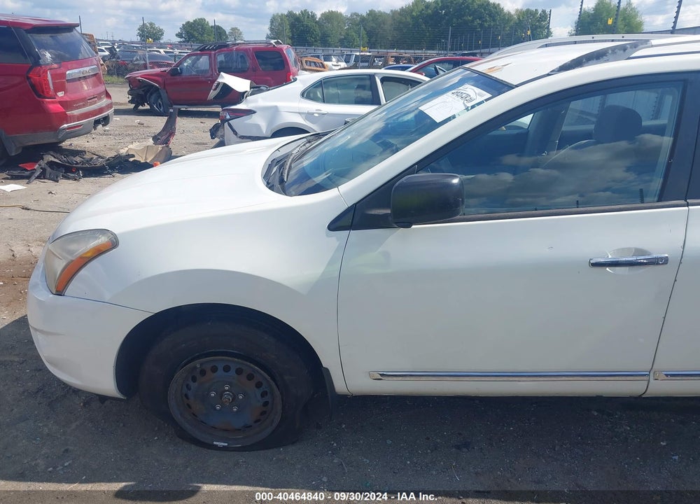 2014 NISSAN ROGUE SELECT S VIN: JN8AS5MT5EW617385