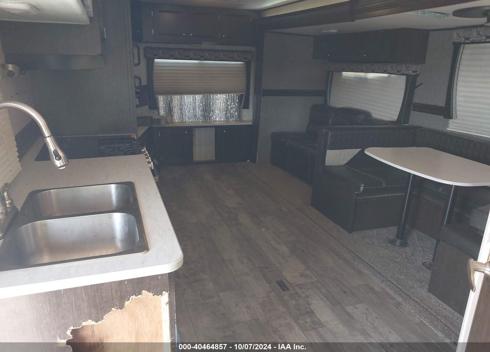 2019 HEARTLAND PIONEER VIN: 5SFTB3220KE409546