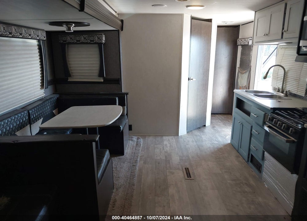 2019 HEARTLAND PIONEER VIN: 5SFTB3220KE409546