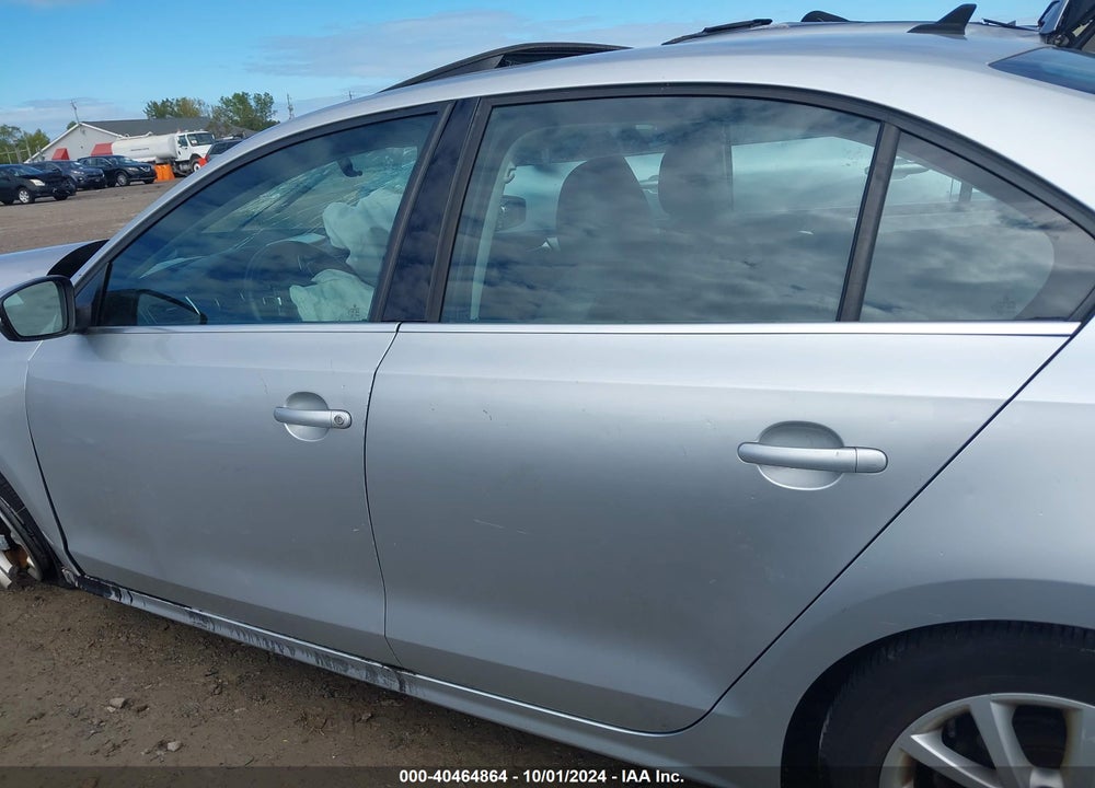 2013 VOLKSWAGEN JETTA 2.5L SE VIN: 3VWDP7AJ1DM352369
