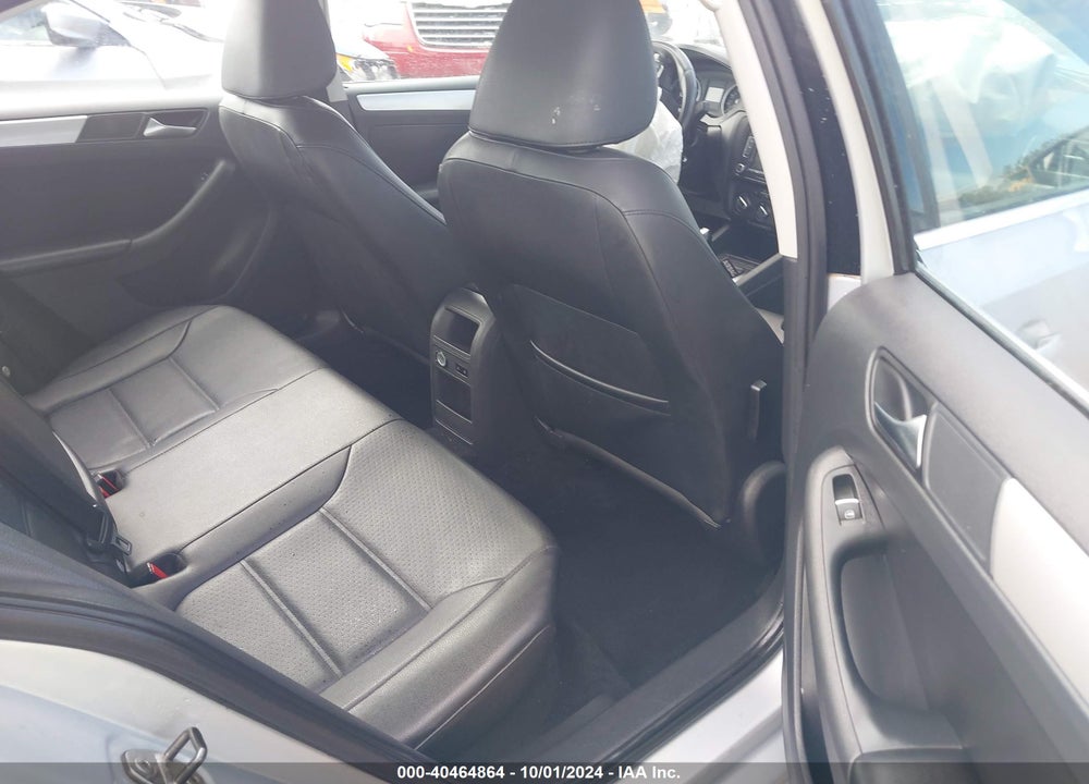 2013 VOLKSWAGEN JETTA 2.5L SE VIN: 3VWDP7AJ1DM352369