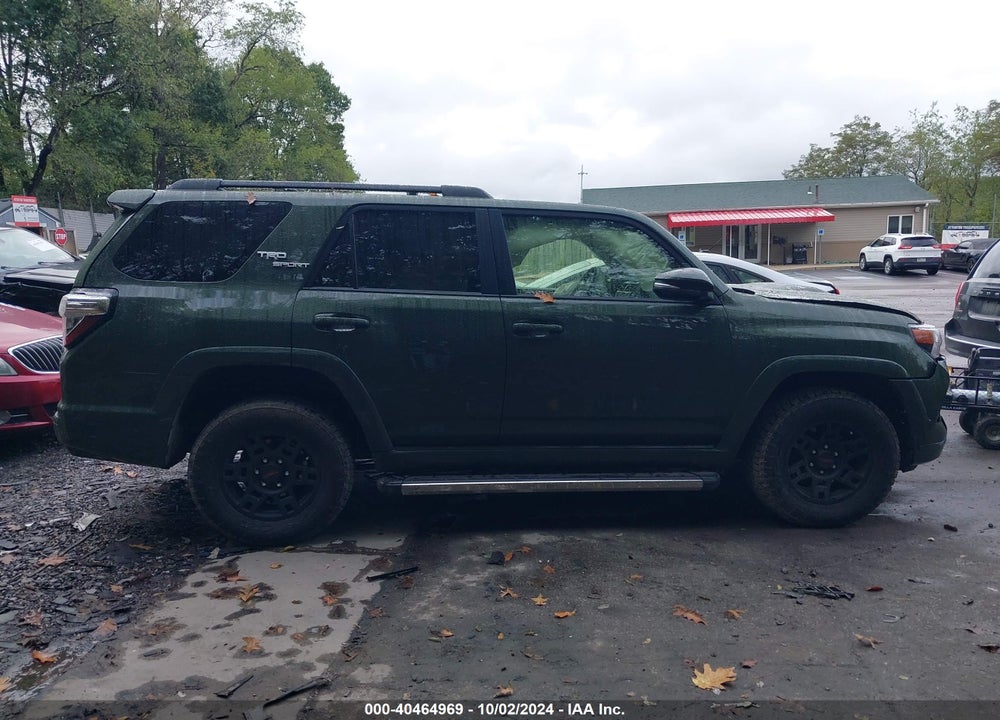 2022 TOYOTA 4RUNNER TRD SPORT VIN: JTESU5JR1N5979573