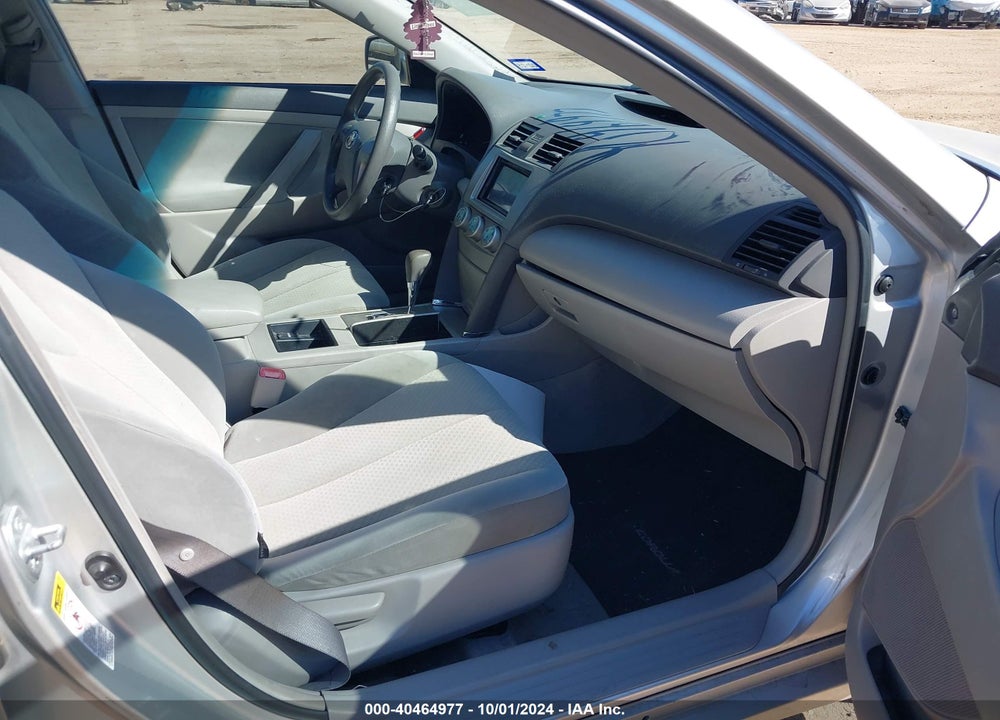 2007 TOYOTA CAMRY LE VIN: 4T1BE46K27U189100