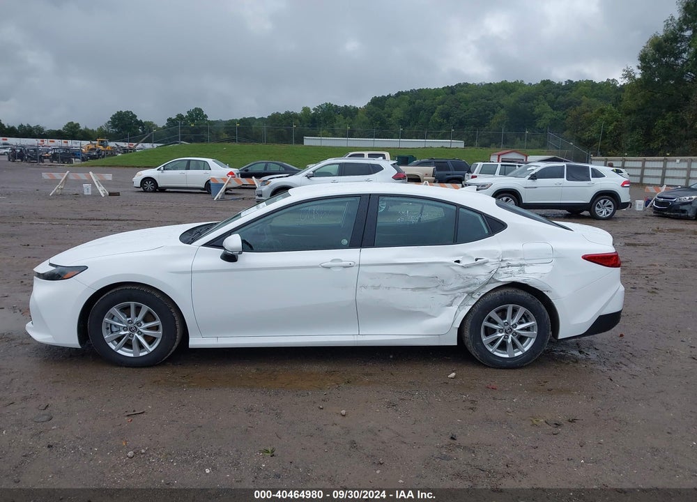 2025 TOYOTA CAMRY LE VIN: 4T1DAACK8SU031148