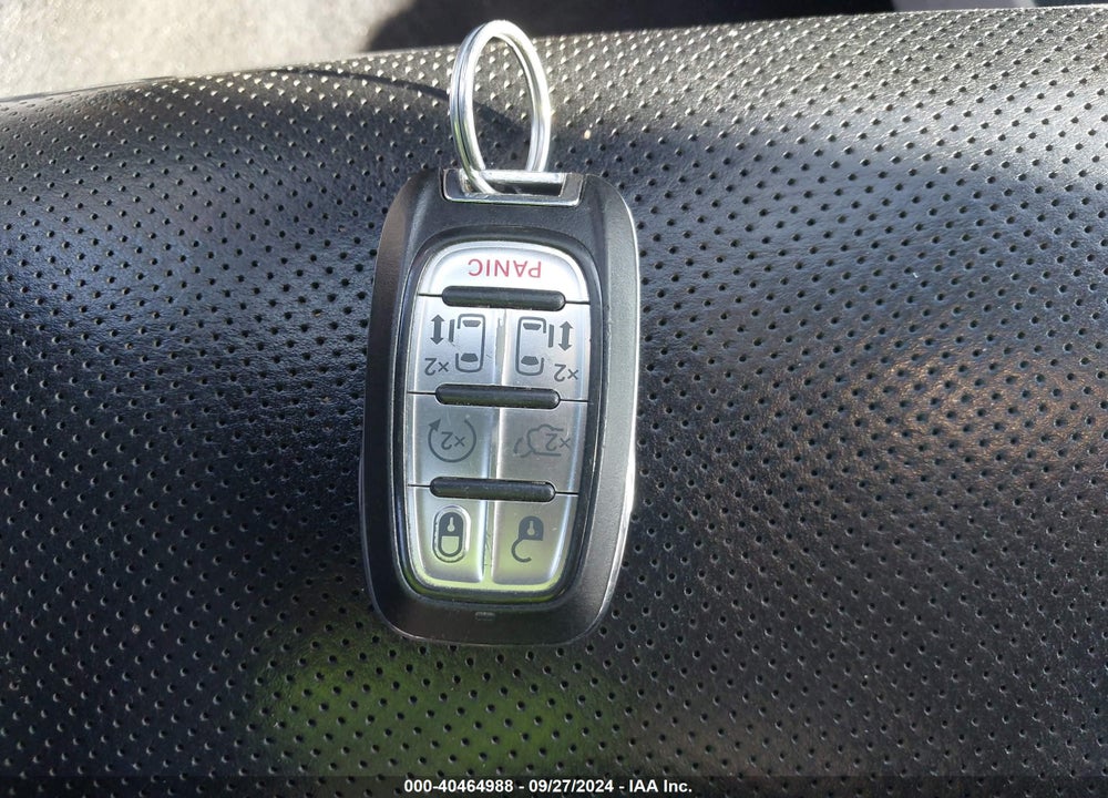 2018 CHRYSLER PACIFICA LIMITED VIN: 2C4RC1GG2JR320399